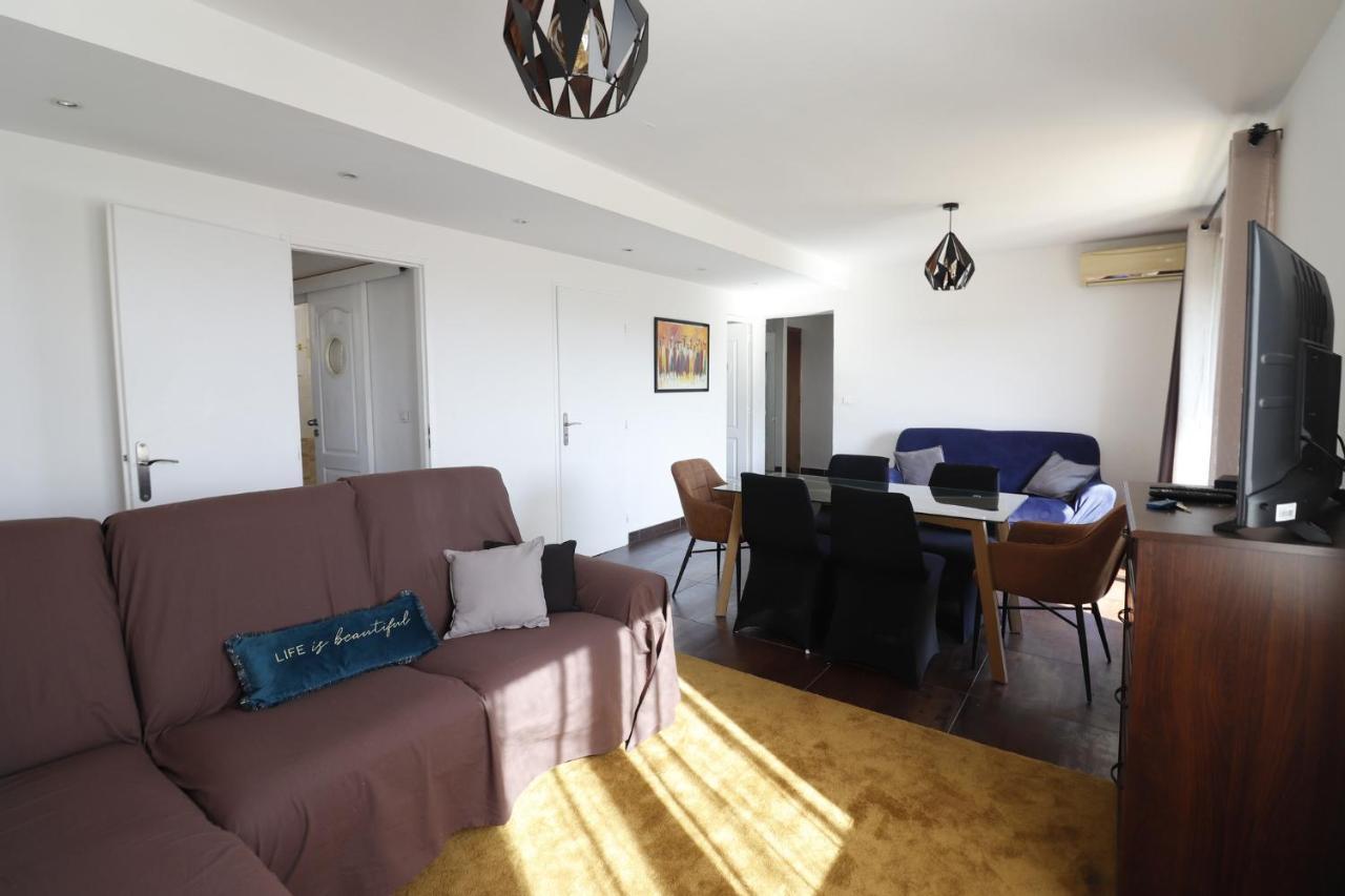 Appartement Lumineux, Proche Du Centre Ville, Parking Prive Montpellier Bagian luar foto